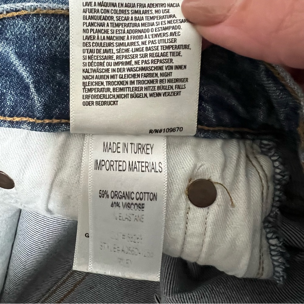 AGOLDE Riley High Rise Straight Crop Jean Transfer Wash - Picture 10 of 11